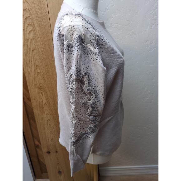 Liv Milano Women's Beige Embellished Shoulder & Sleeves Sweater Size Small S - Picture 4 of 7